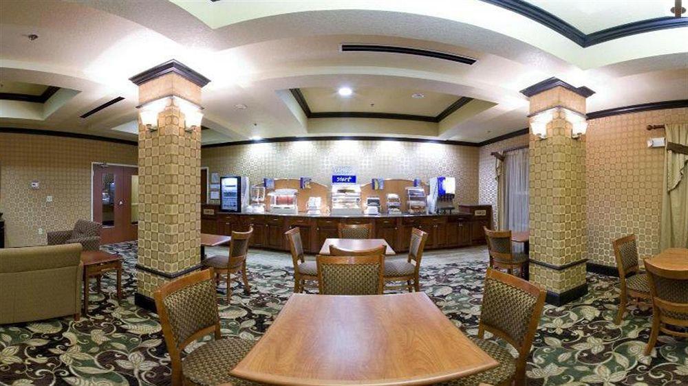 Holiday Inn Express Mccomb By Ihg Exteriér fotografie