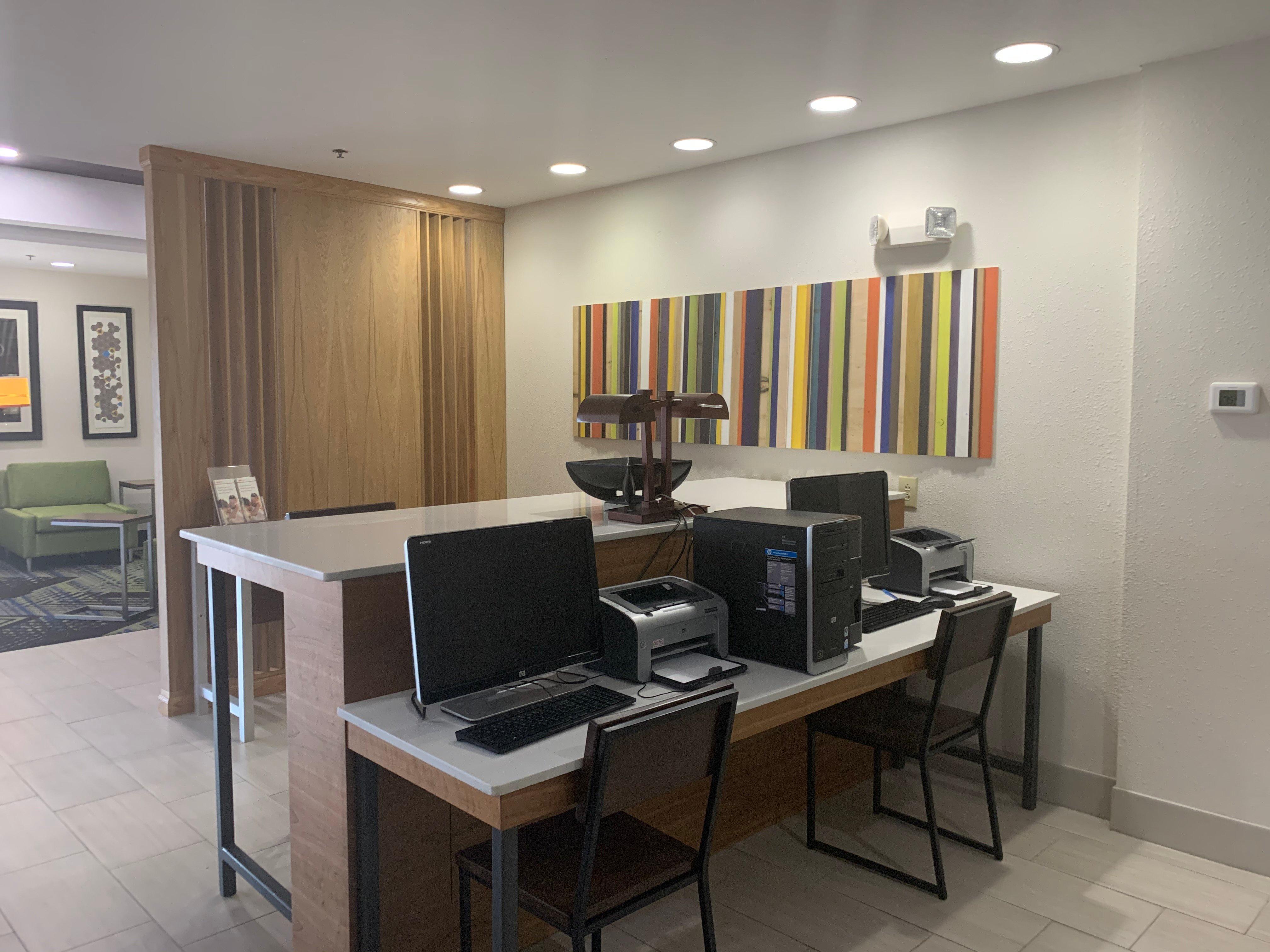 Holiday Inn Express Mccomb By Ihg Exteriér fotografie